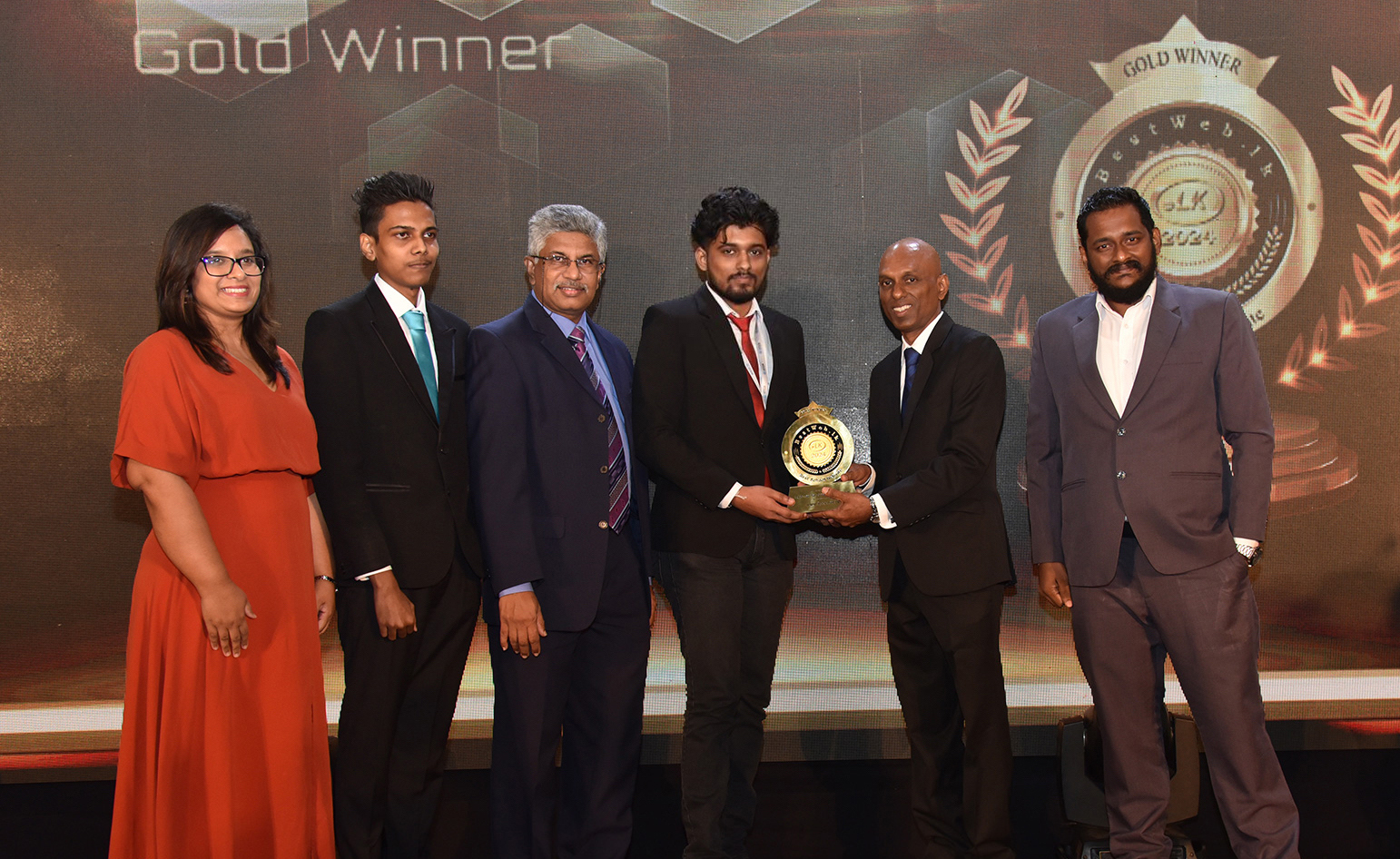BestWeb.LK 2024 Gold Award winners at the Cinnamon Grand, Colombo.