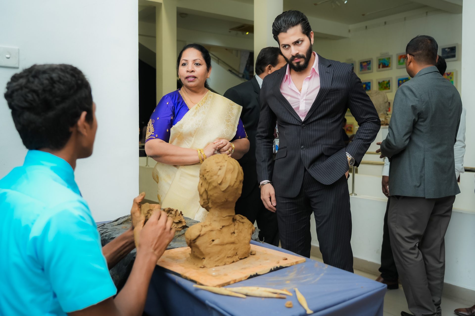 clay sculpting demo art gallery