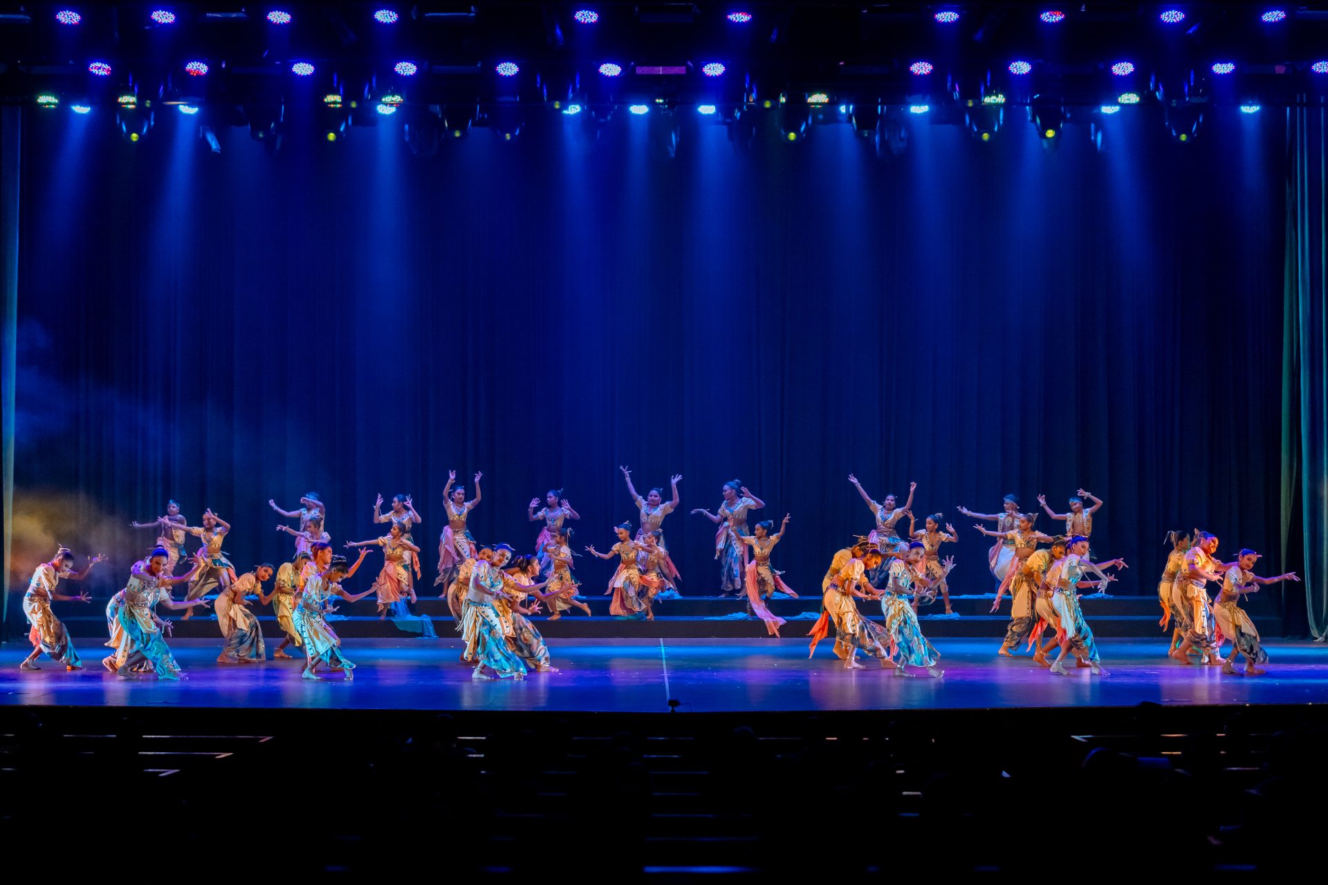 cultural dance stage performance dtm08554