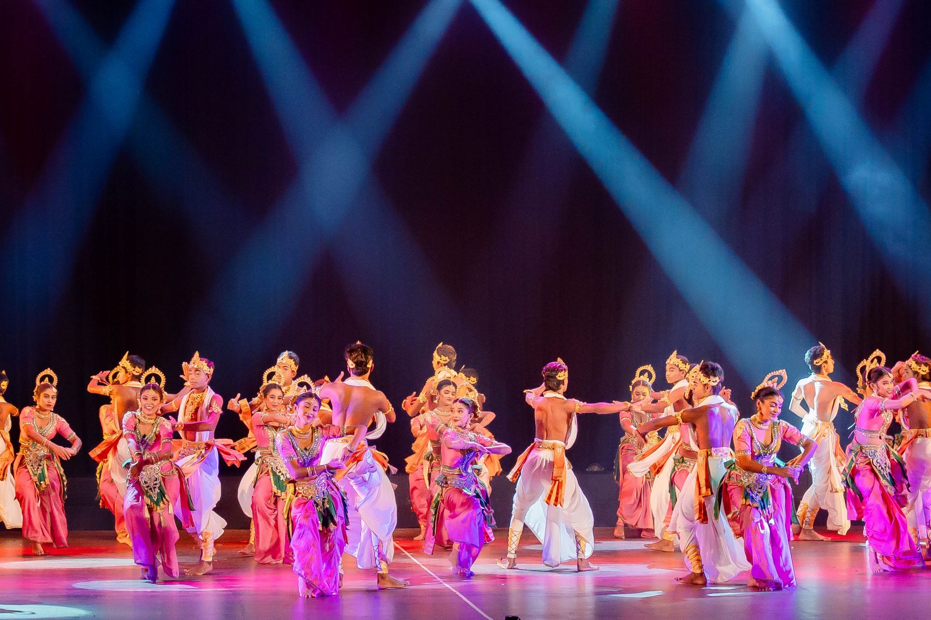 indian classical dance stage performance
